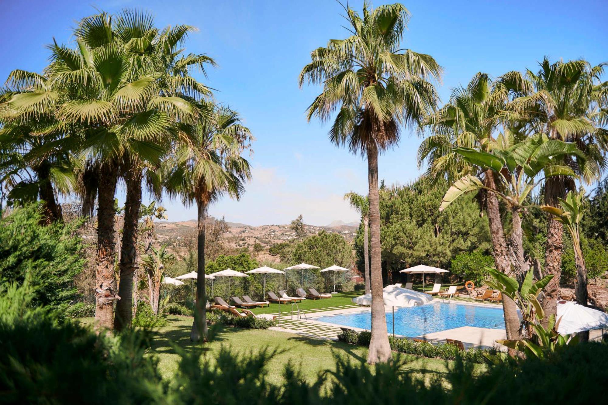 B Bou La & Hotel Viñuela
